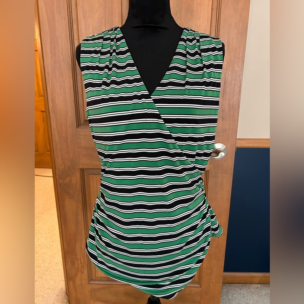 NWT Trendy White House Black Market Green and Black Striped Top